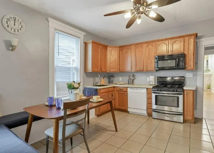 Housepitality - Harrison Mansion - Great Location *