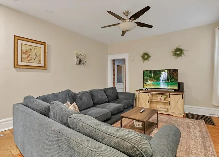 Holiday home Housepitality - Harrison Mansion - Great Location Columbus